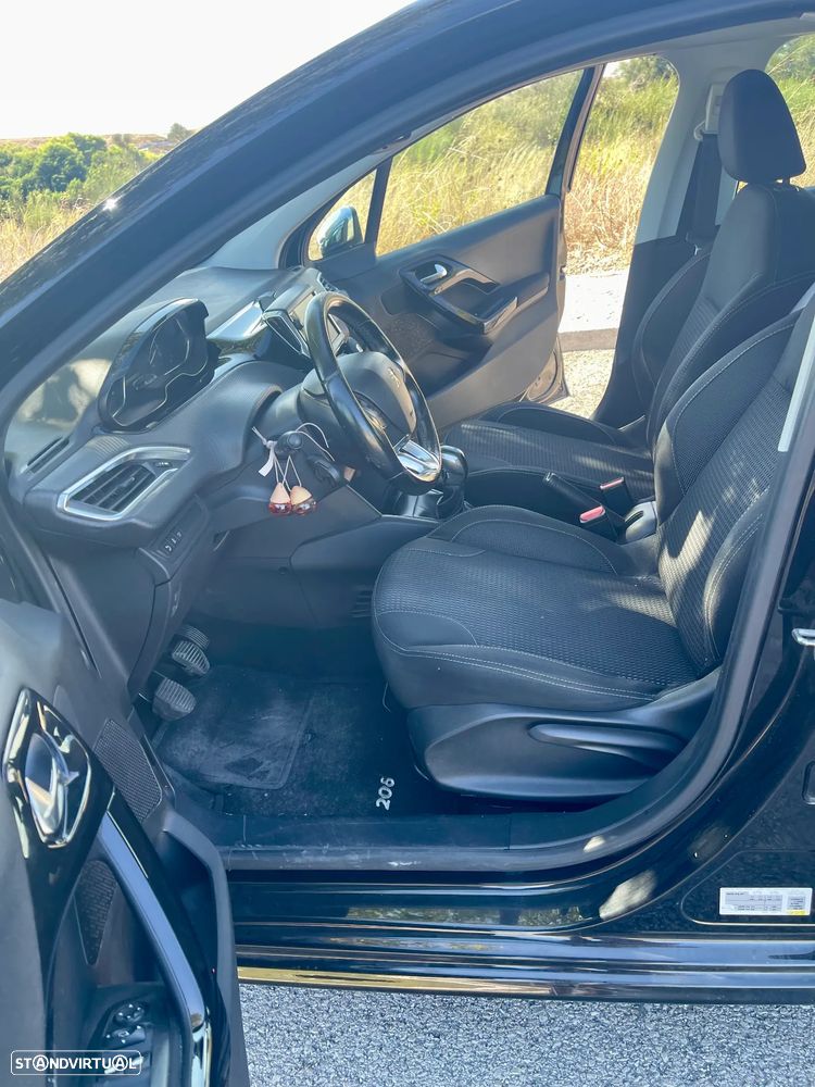 Peugeot 208 1.6 BlueHDi Allure - 24