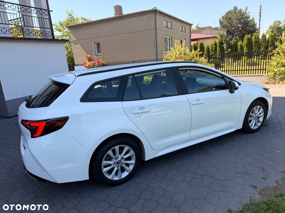 Toyota Corolla 1.8 Hybrid Comfort - 11