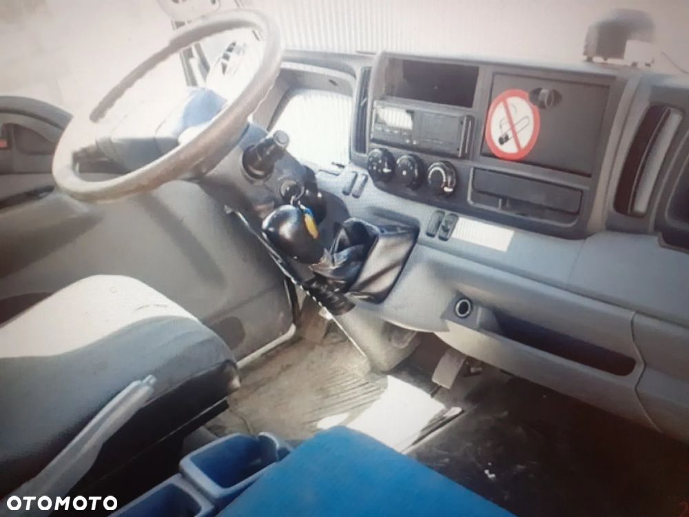 Mitsubishi CANTER - 33
