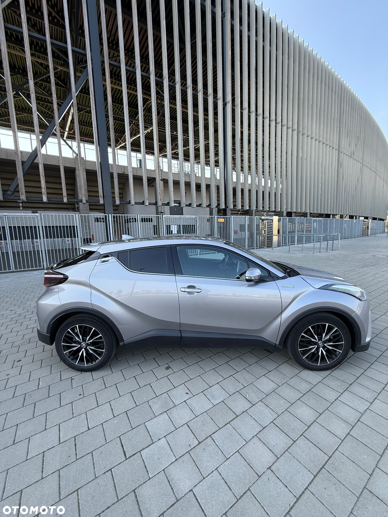 Toyota C-HR 1.8 Hybrid Executive - 8