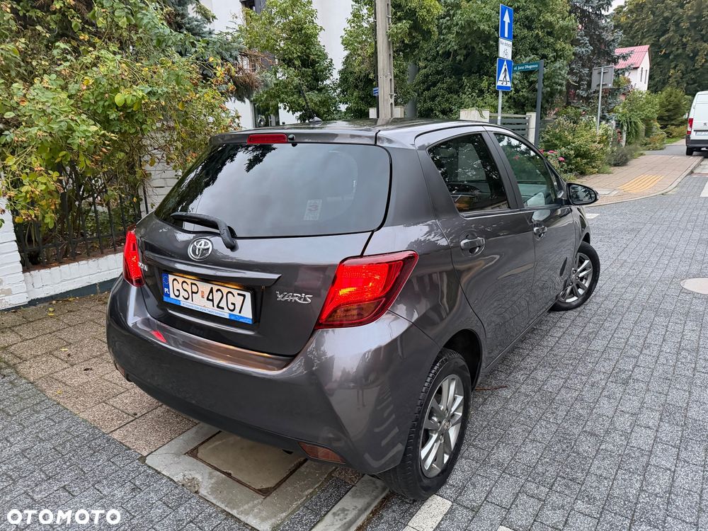 Toyota Yaris - 6