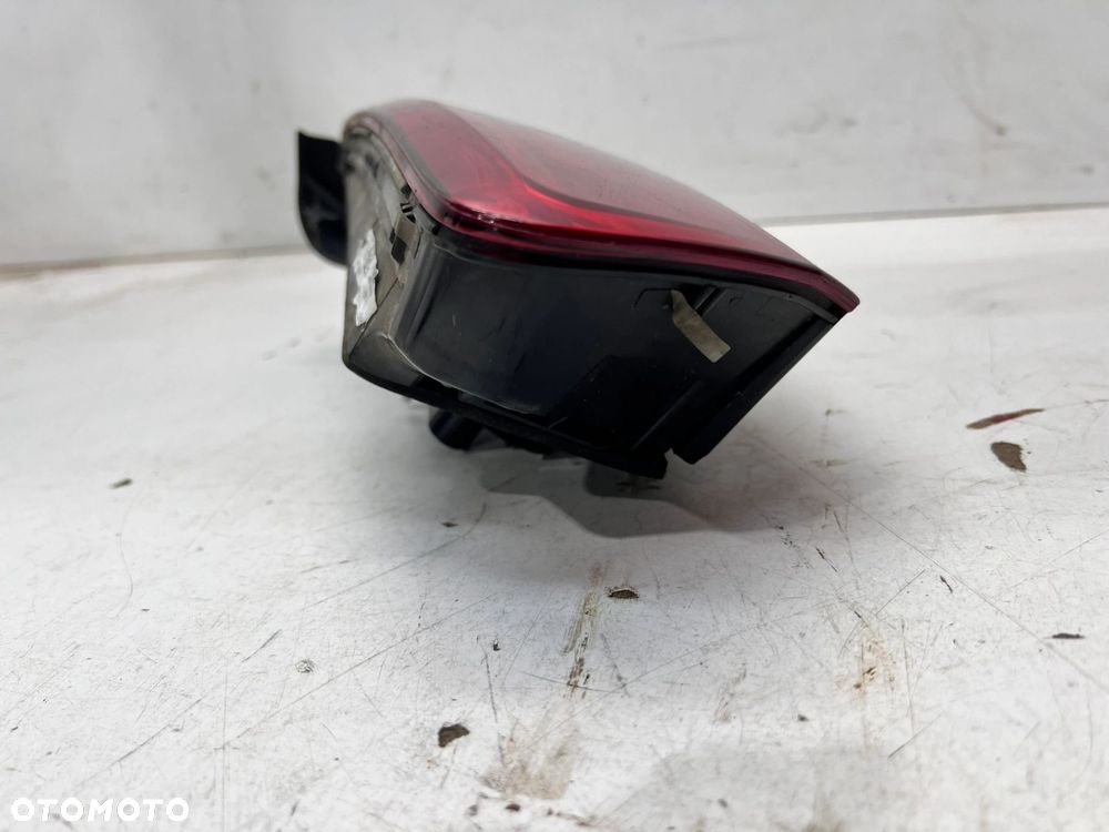 LAMPA PRAWY TYŁ W KLAPĘ LED AUDI A6 C7 SEDAN 4G5945094D 1/26 USA - 7