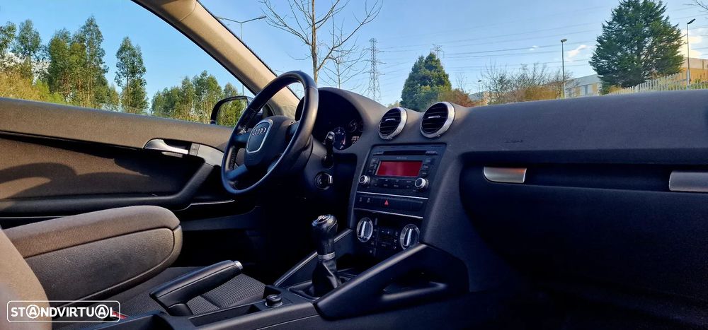 Audi A3 1.6 TDI Attraction - 15