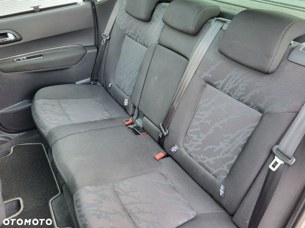 Peugeot 3008 - 25