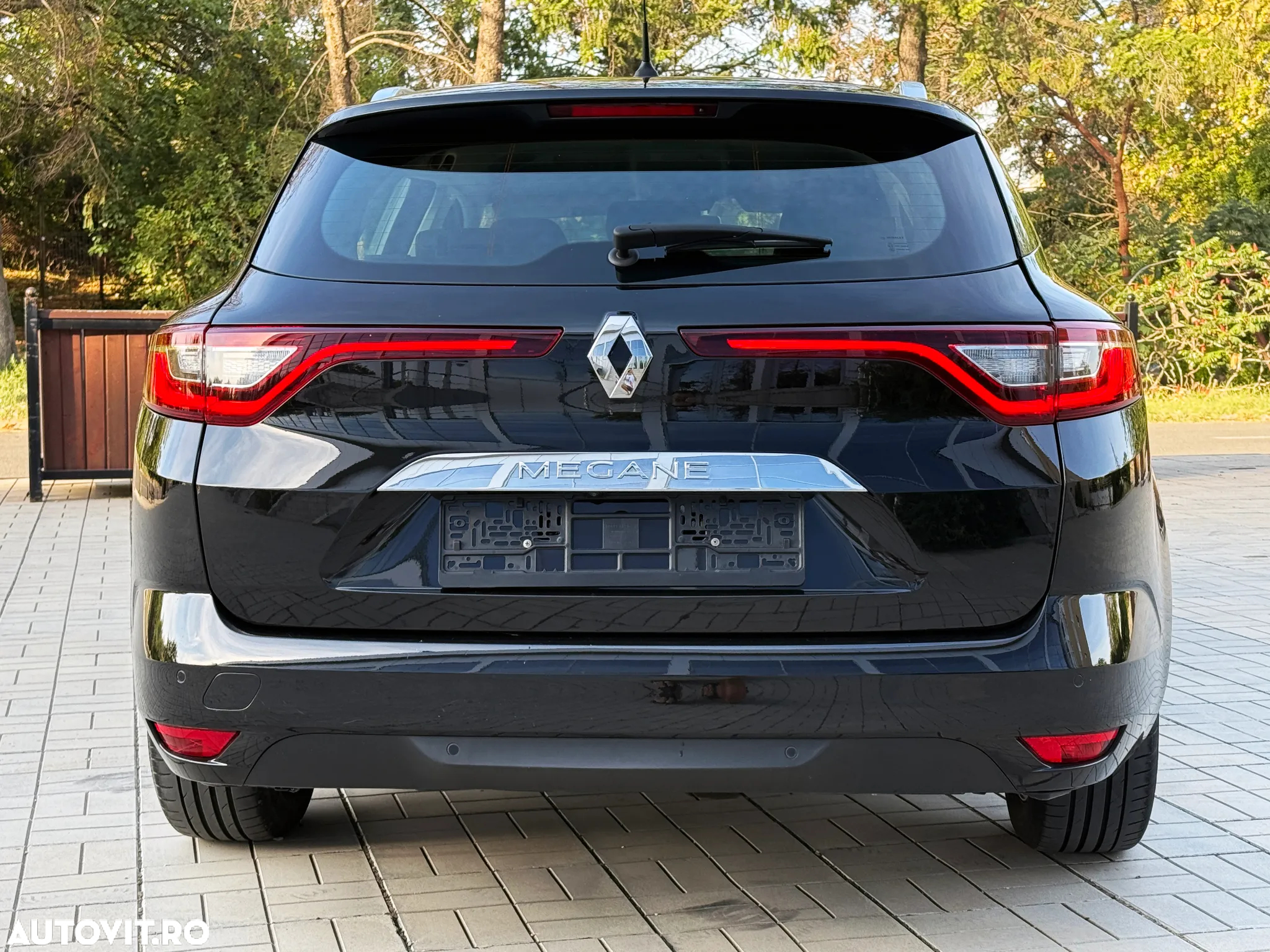 Renault Megane Blue dCi Business - 9