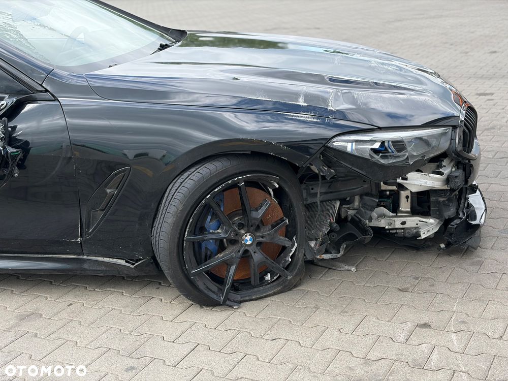 BMW Seria 8 - 10