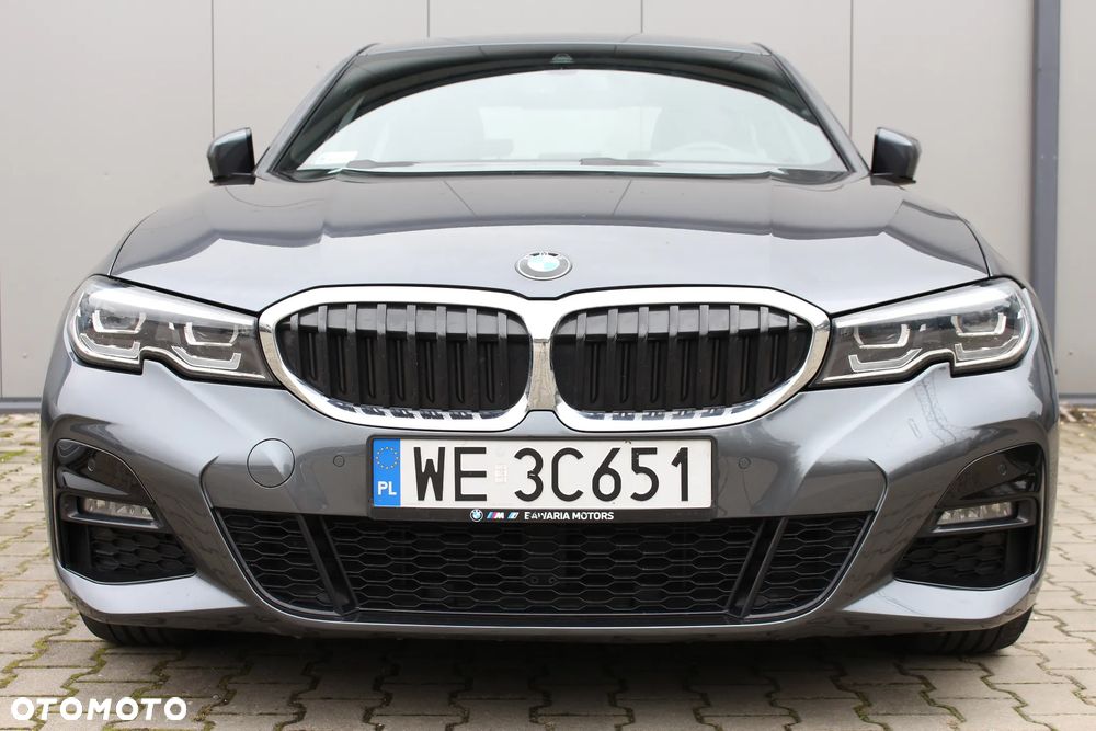 BMW Seria 3 318d Sport Line - 11
