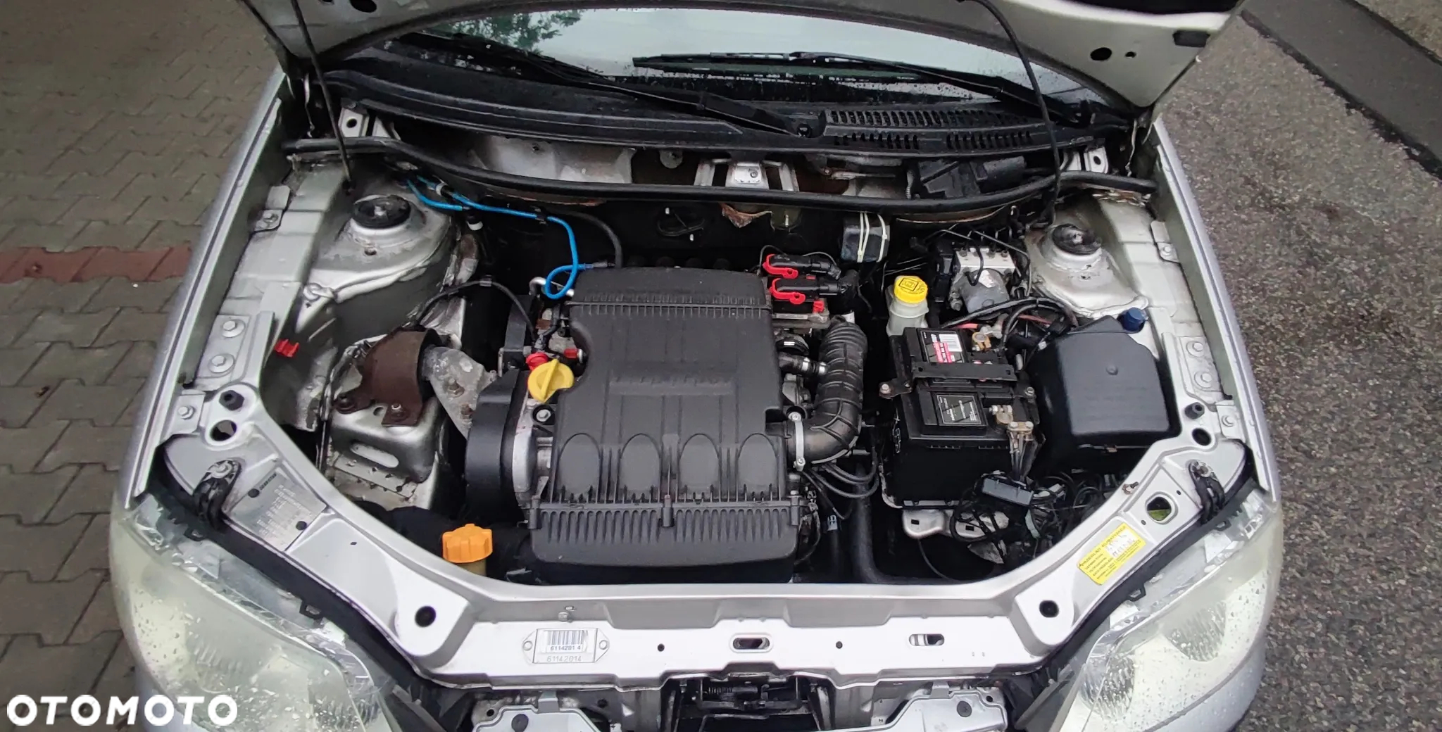 Fiat Punto 1.2 16V HLX - 13