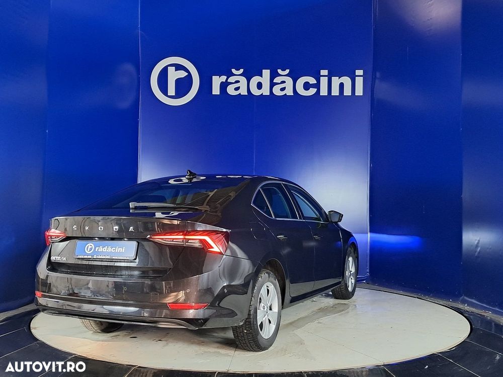 Skoda Octavia - 7