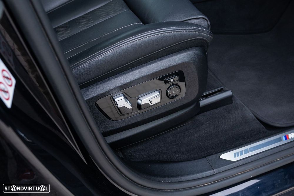 BMW X5 45 e xDrive Pack M - 16