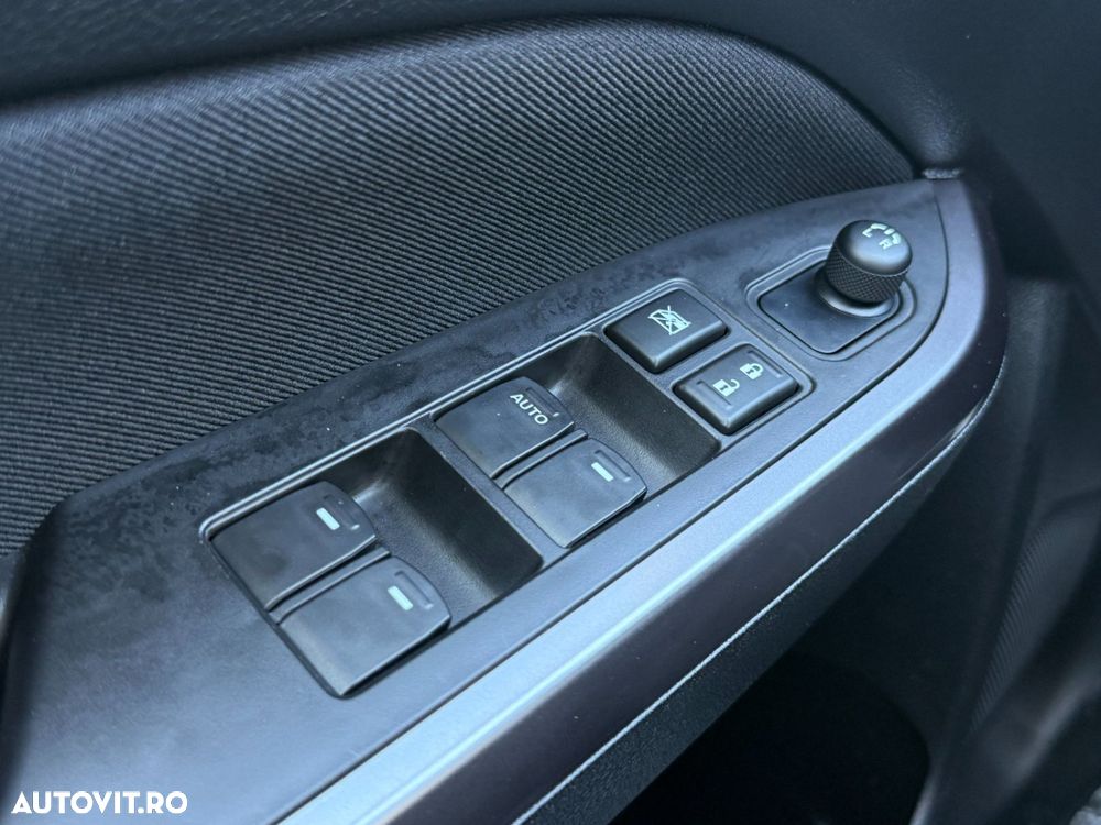 Suzuki Vitara - 23