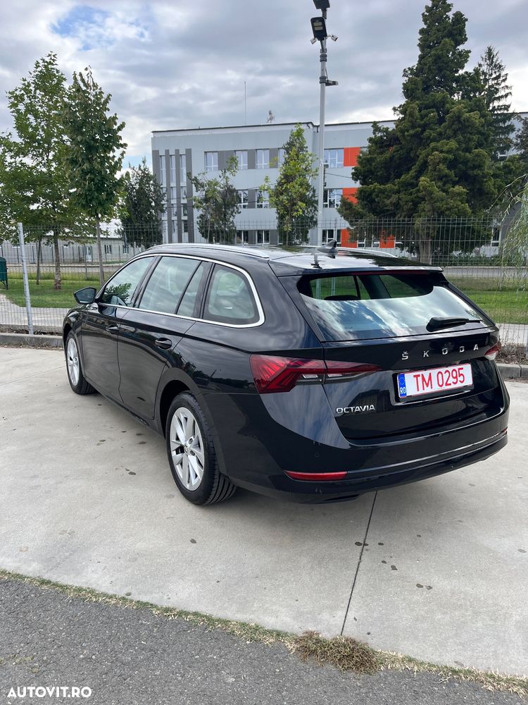 Skoda Octavia 2.0 TDI DSG First Edition - 2