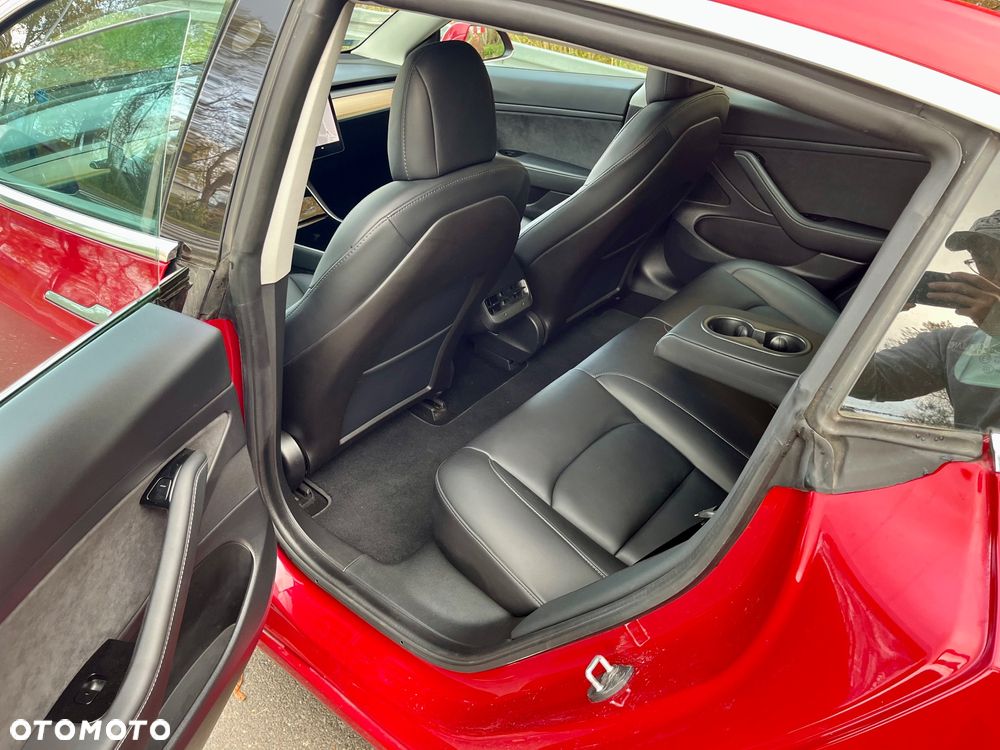 Tesla Model 3 Standard Reichweite Plus Hinterradantrieb - 6
