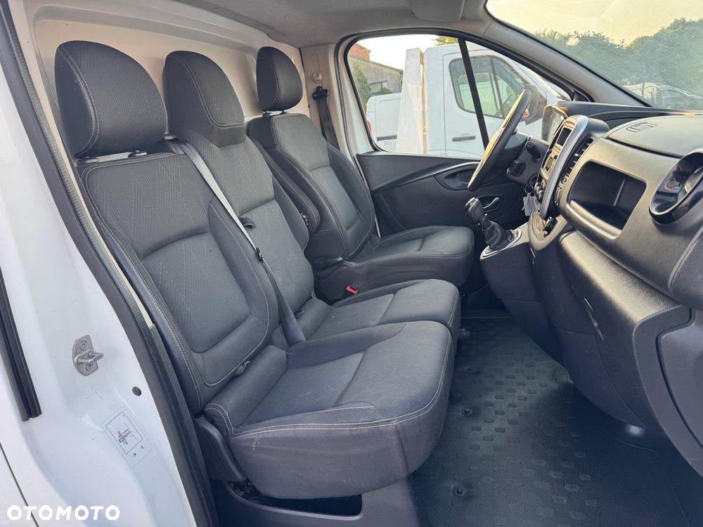 Renault Trafic - 12