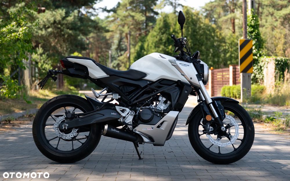 Honda CB - 8