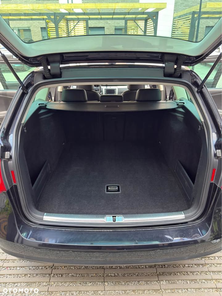 Volkswagen Passat 2.0 TDI DPF 4Motion Highline - 18