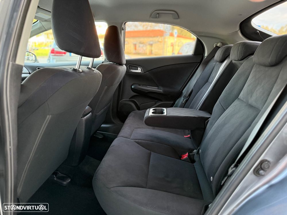 Honda Civic 1.4 i-VTEC - 12