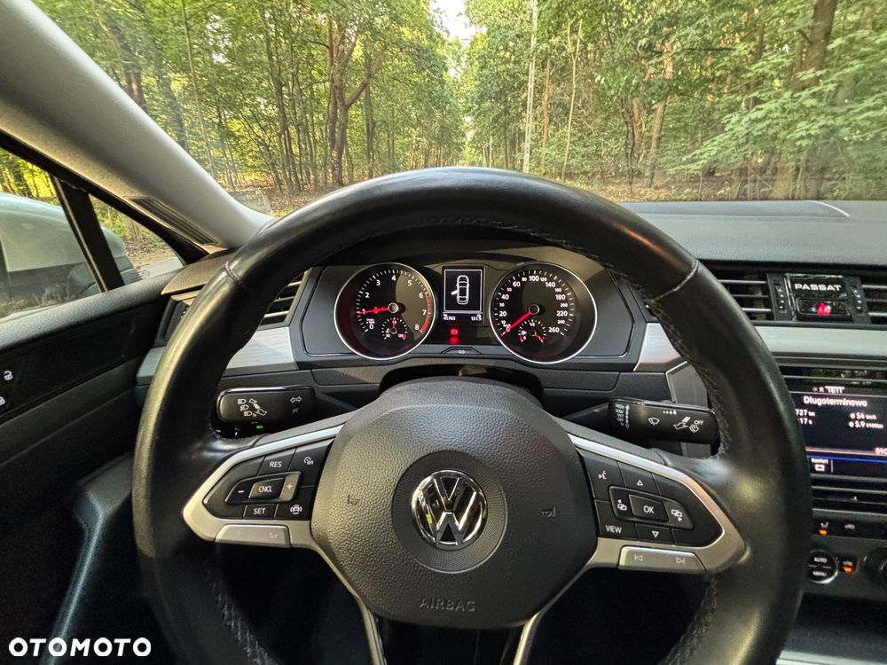 Volkswagen Passat 1.5 TSI EVO Elegance - 25