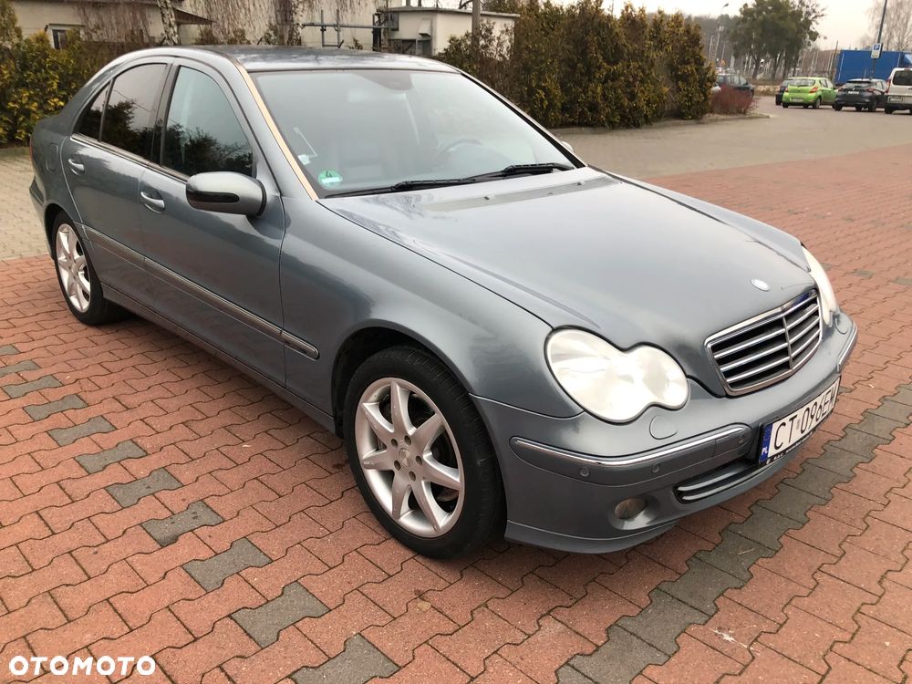 Mercedes-Benz Klasa C 200 Kompressor Avantgarde Sport Edition - 2
