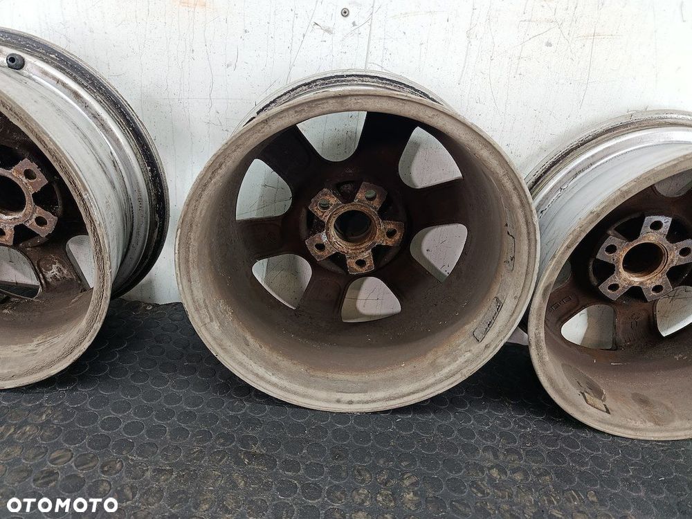 FELGI ALUMINIOWE KOMPLET 15 VW GOLF V 6.5JX15  5X112  ET45 CMS 229 - 8
