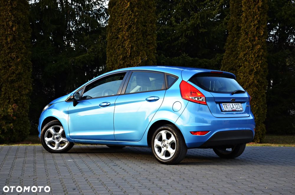 Ford Fiesta 1.25 Ghia - 18