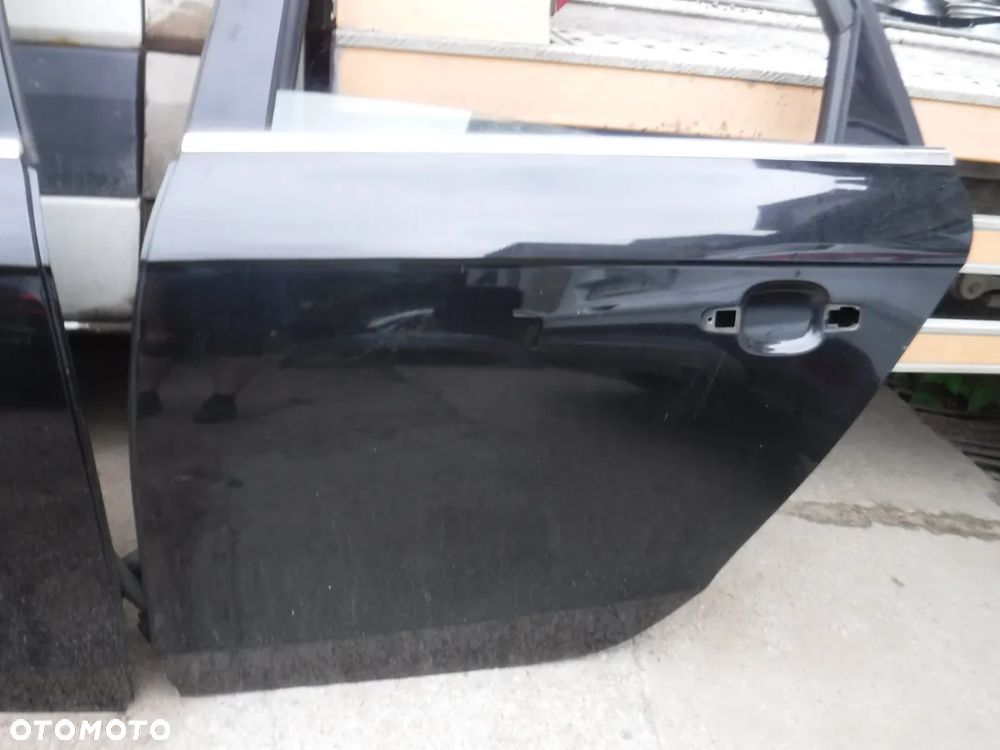 Audi A4 B8 drzwi sedan tyl LY9B szyba prawe lewe - 2
