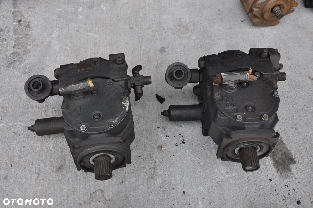 POMPA JAZDY SAUER DANFOS MERLO - 2