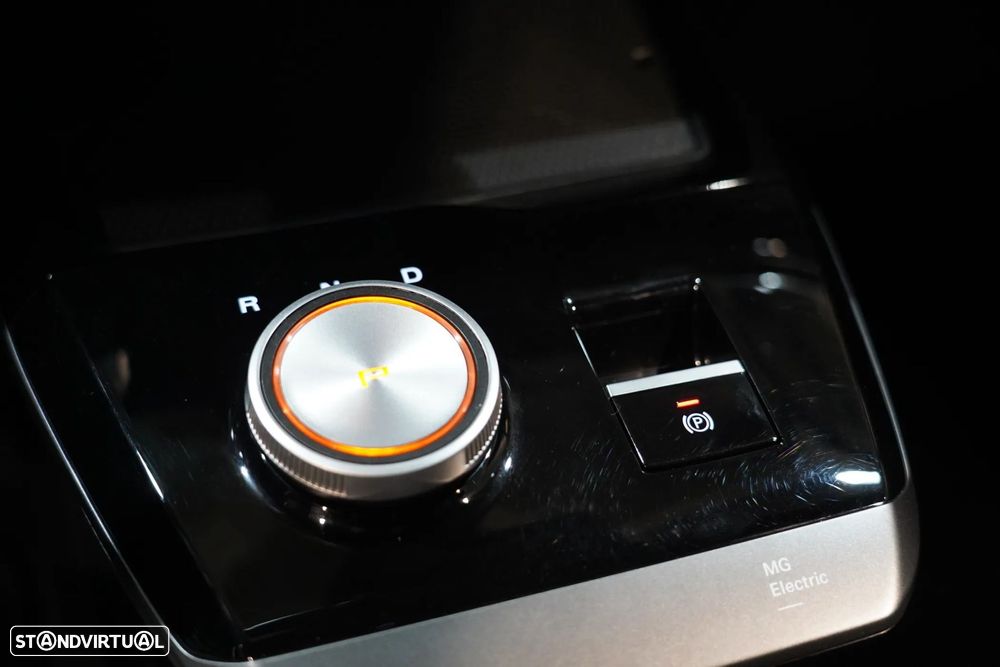 MG MG4 64 kWh Luxury - 22