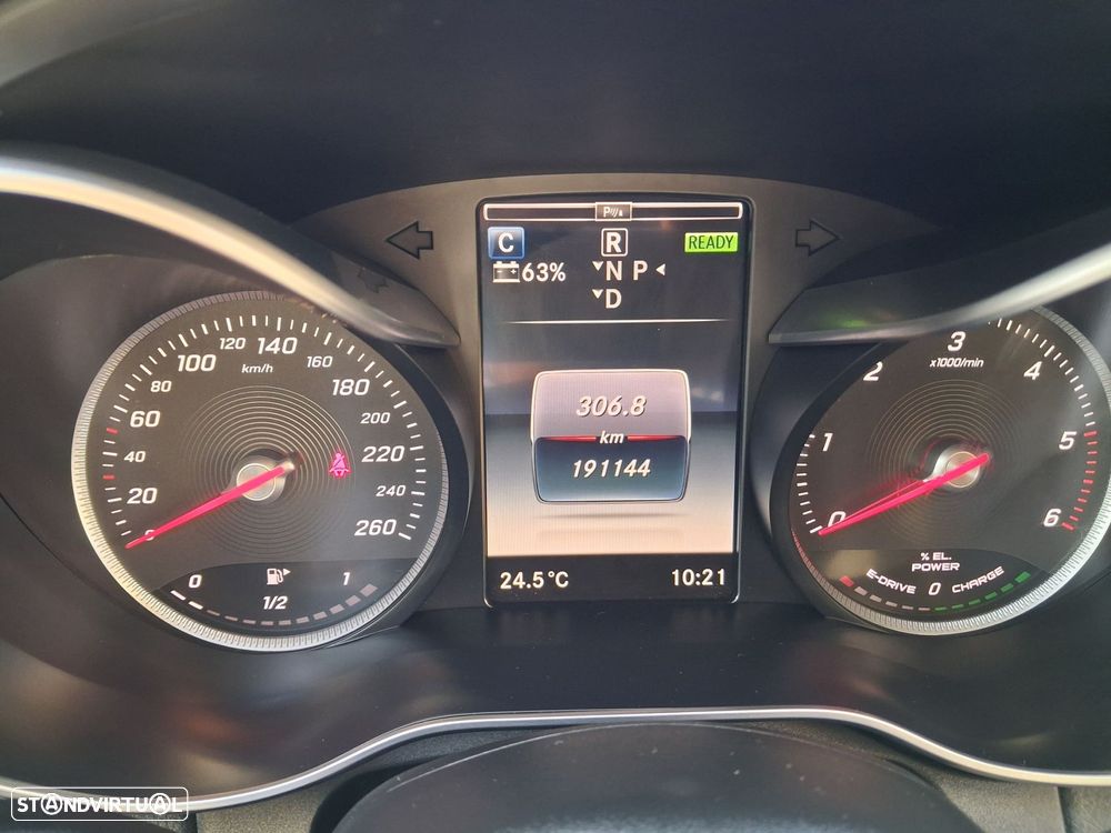 Mercedes-Benz C 300 BlueTEC Hybrid - 7