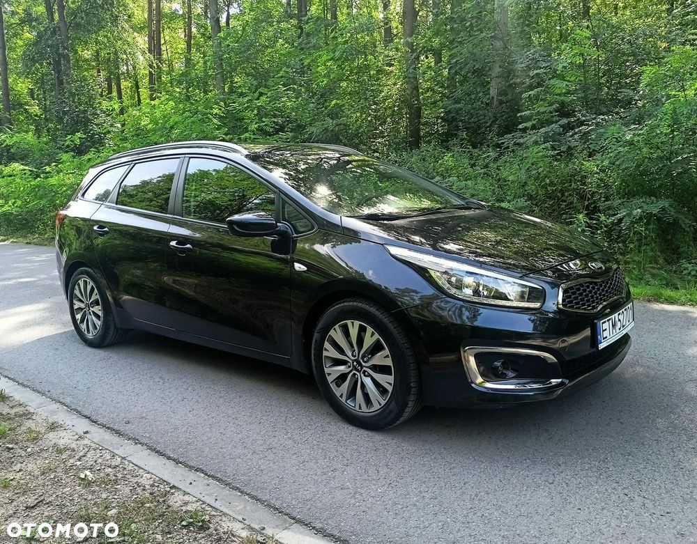 Kia Ceed - 24