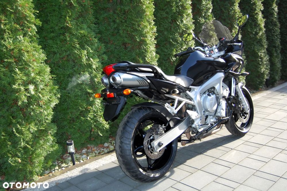 Yamaha FZ6 - 3
