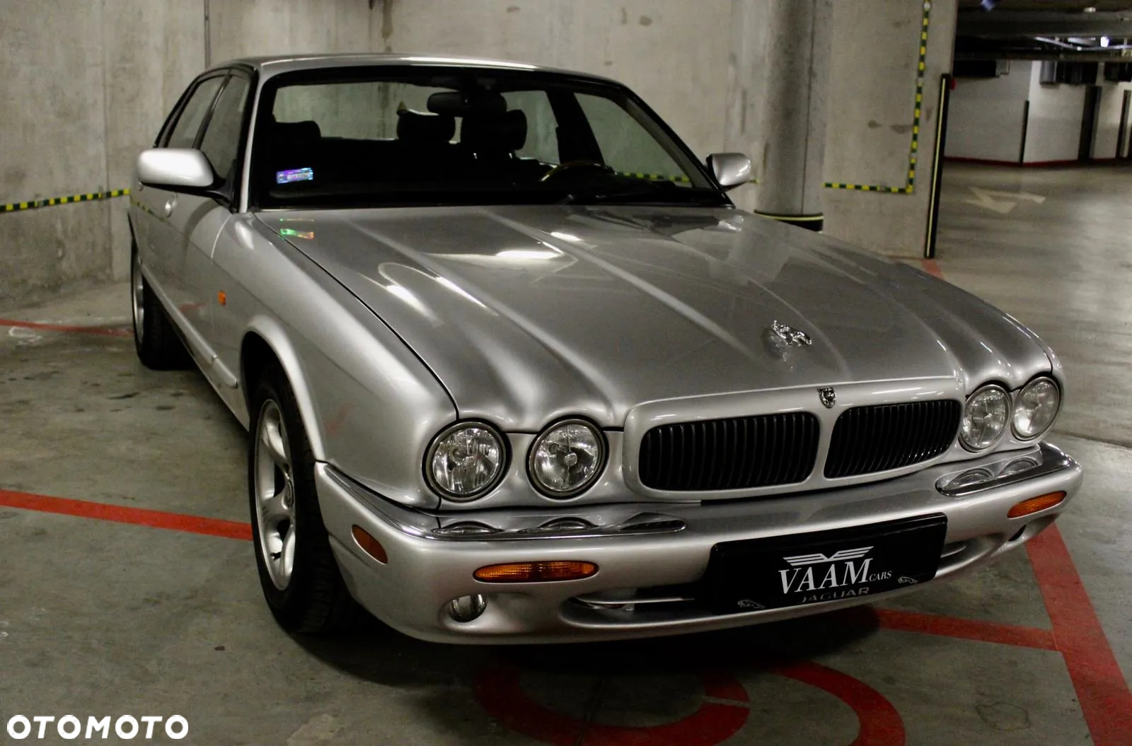 Jaguar XJ 3.2 Executive - 3