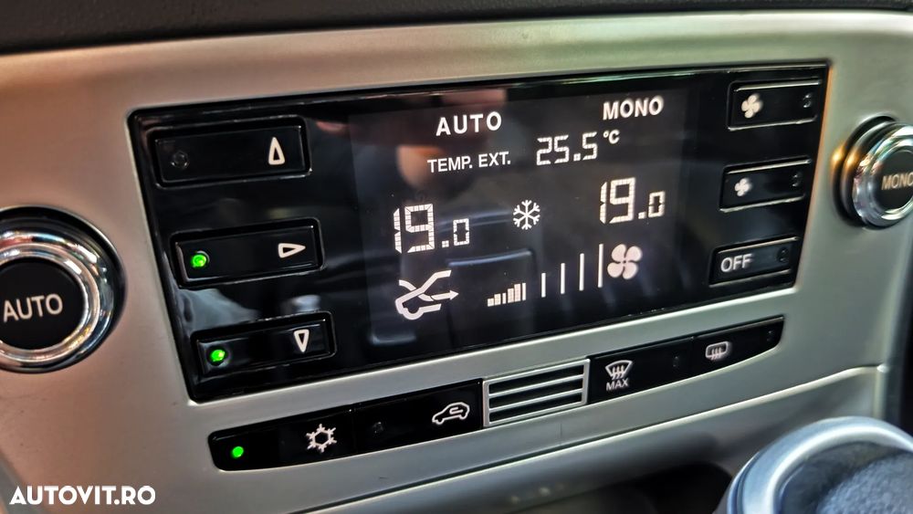 Lancia Delta 1.8 Di TurboJet 16v Automatik Platinum - 27