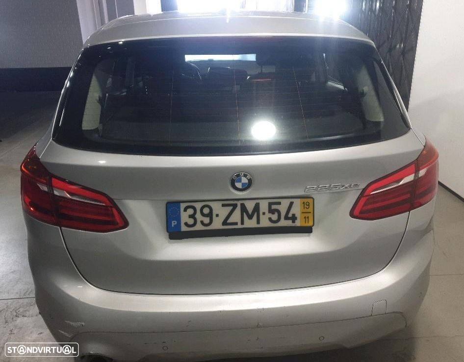 BMW 225xe Active Tourer - 3