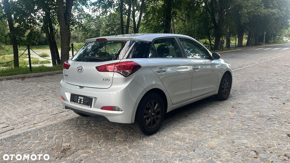 Hyundai i20 blue 1.2 Style - 7