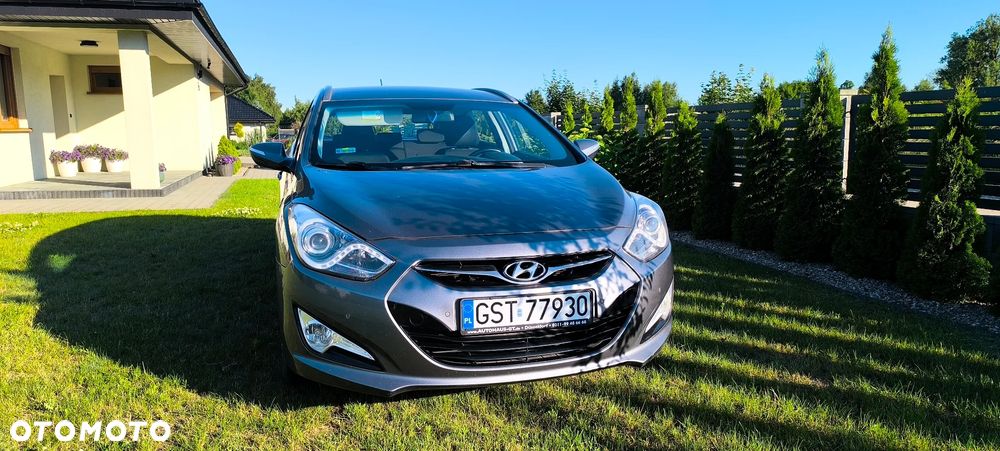 Hyundai i40 Kombi blue 1.6 Classic - 1