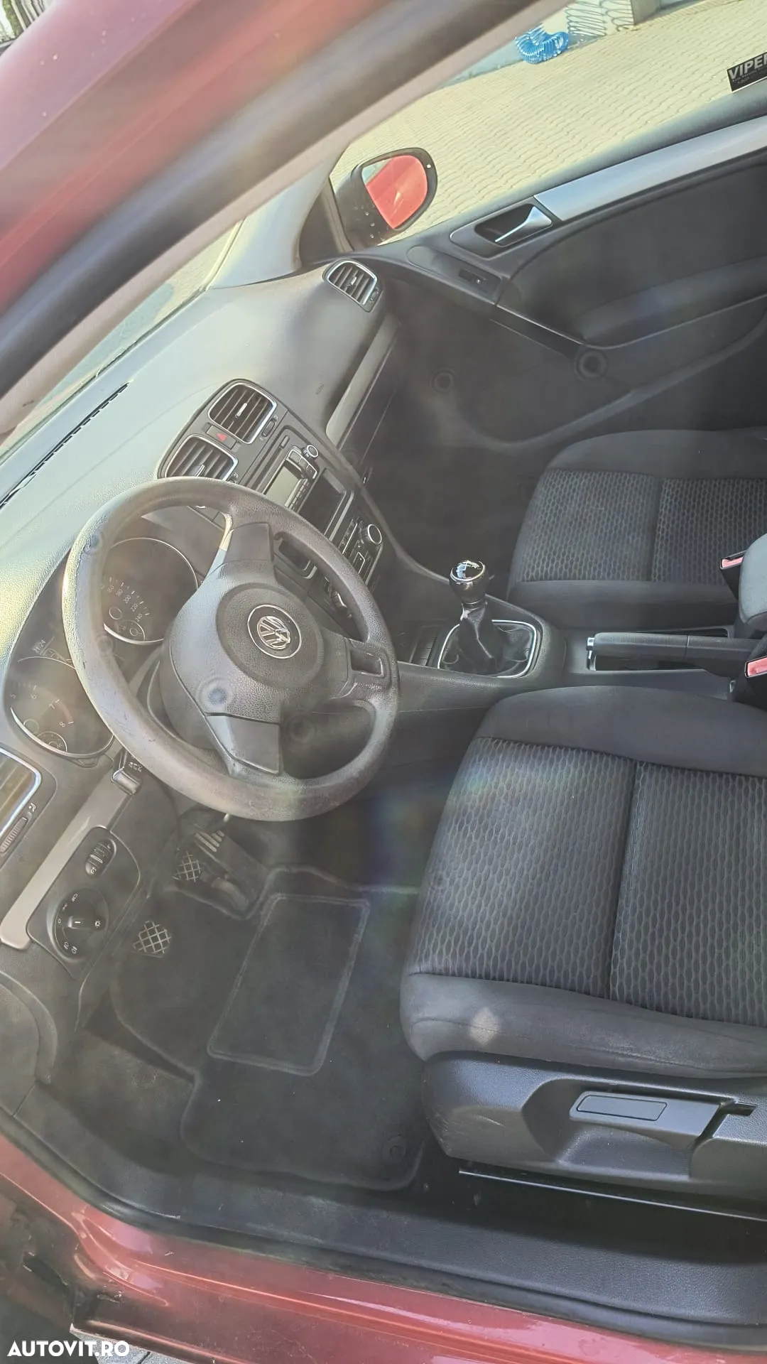 Volkswagen Golf - 5