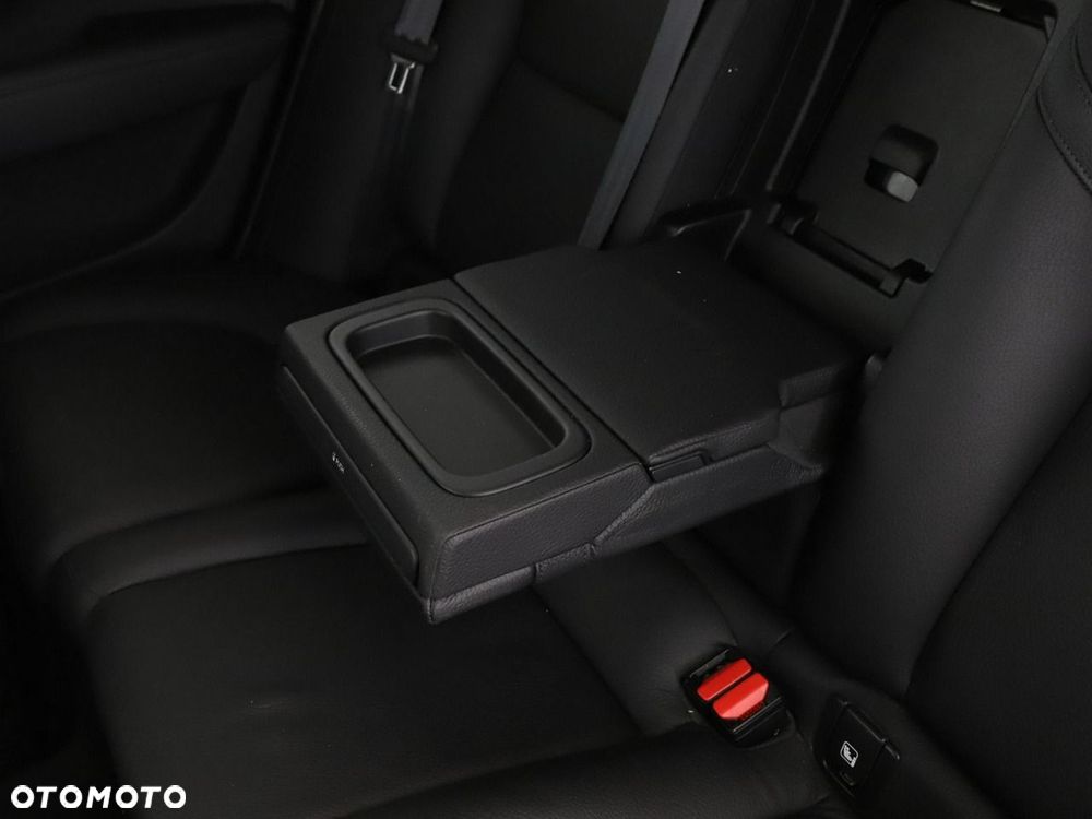 Volvo V90 D3 Momentum - 39