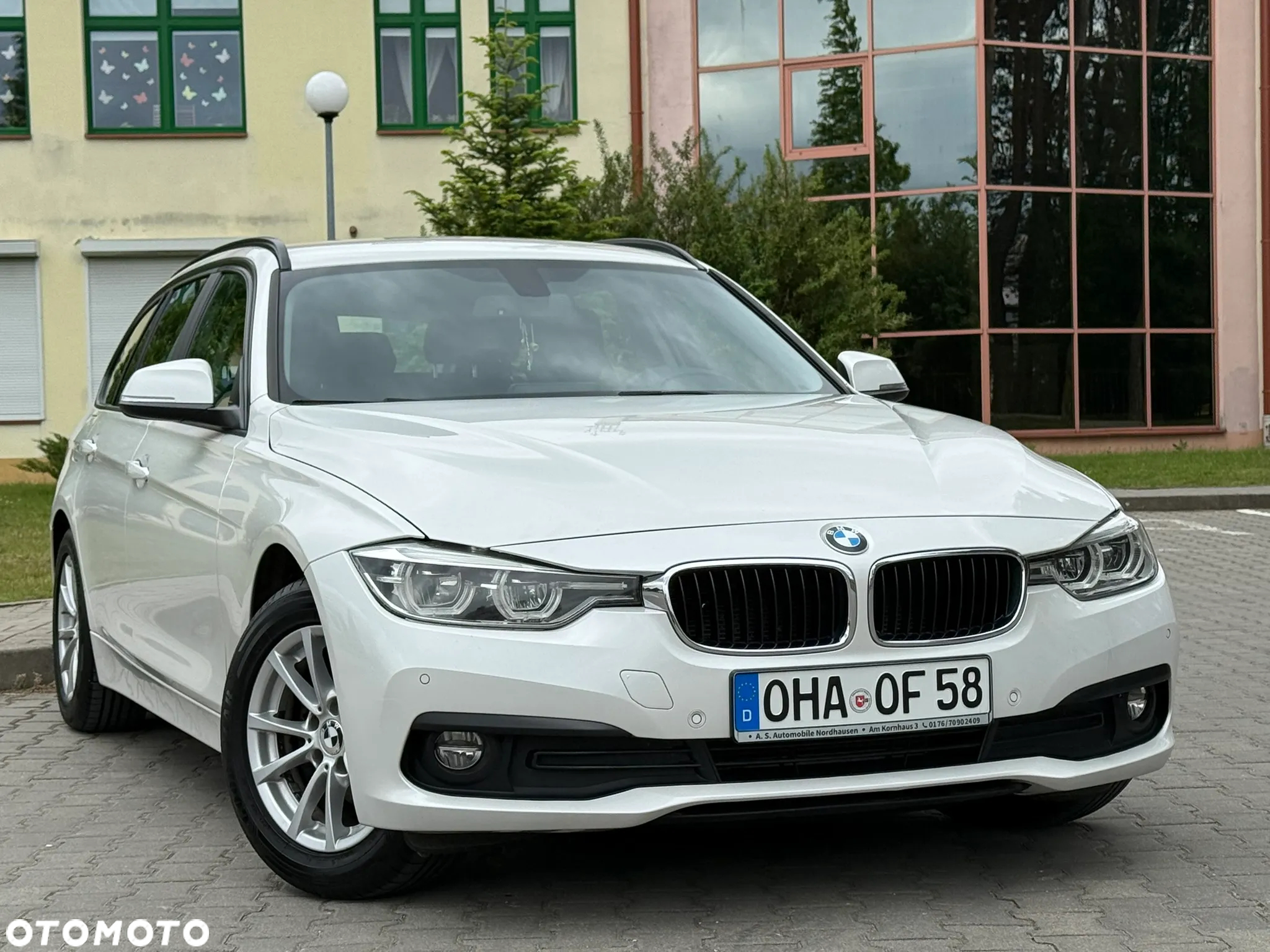 BMW Seria 3 318d Sport Line Shadow - 2