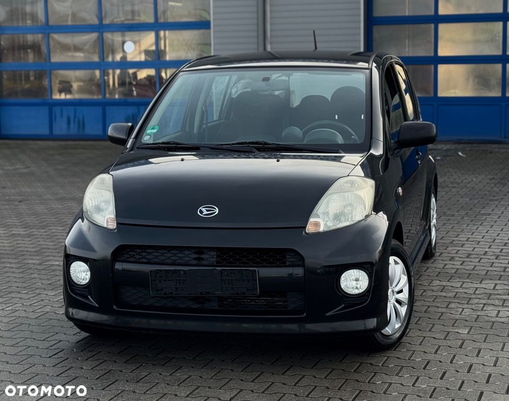 Daihatsu Sirion 1.3 - 3