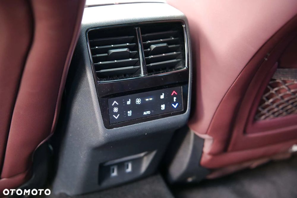 DS Automobiles DS 9 1.6 PureTech Rivoli + - 31