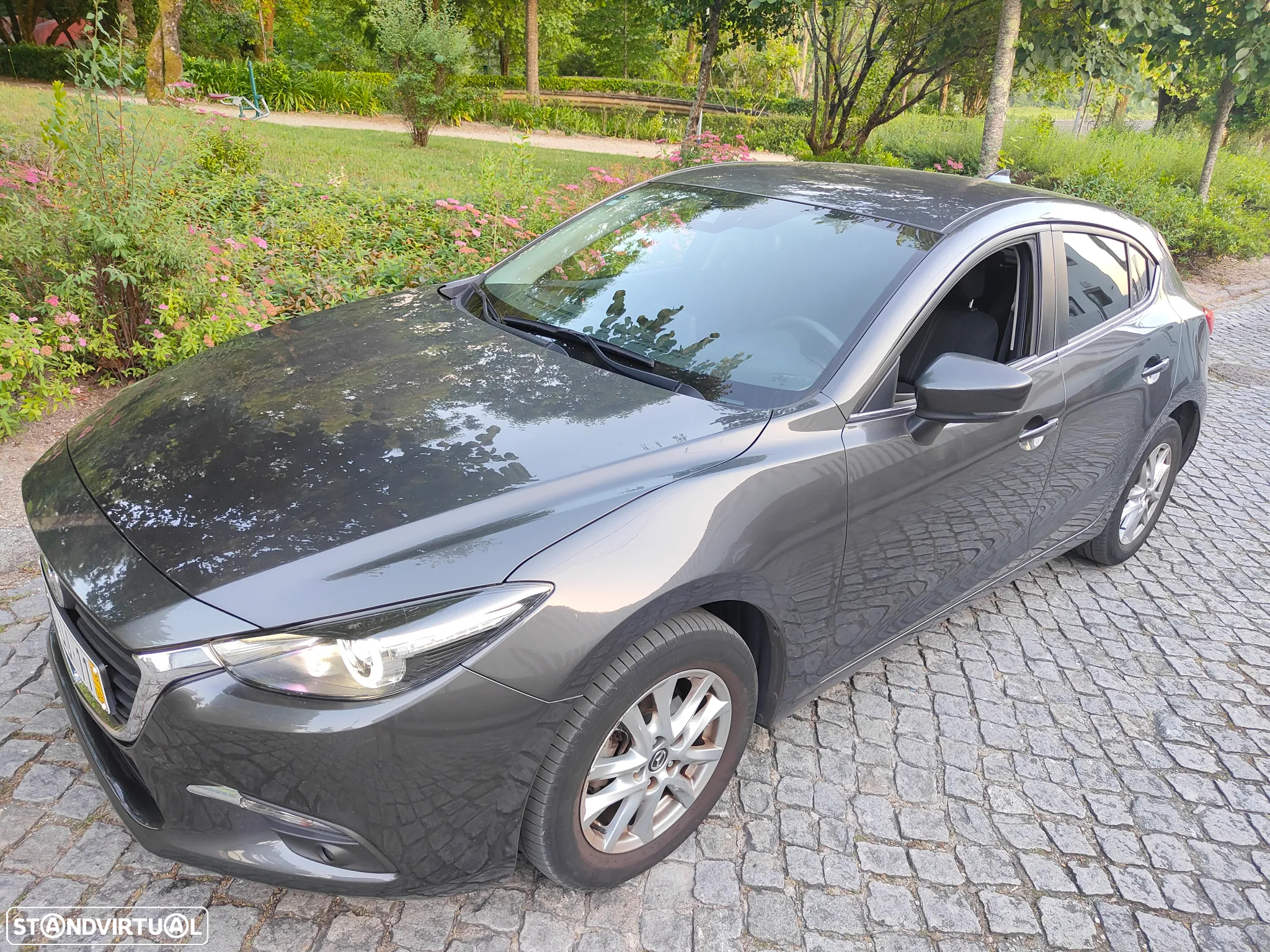 Mazda 3 1.5 Sky-G Evolve HS Navi - 2