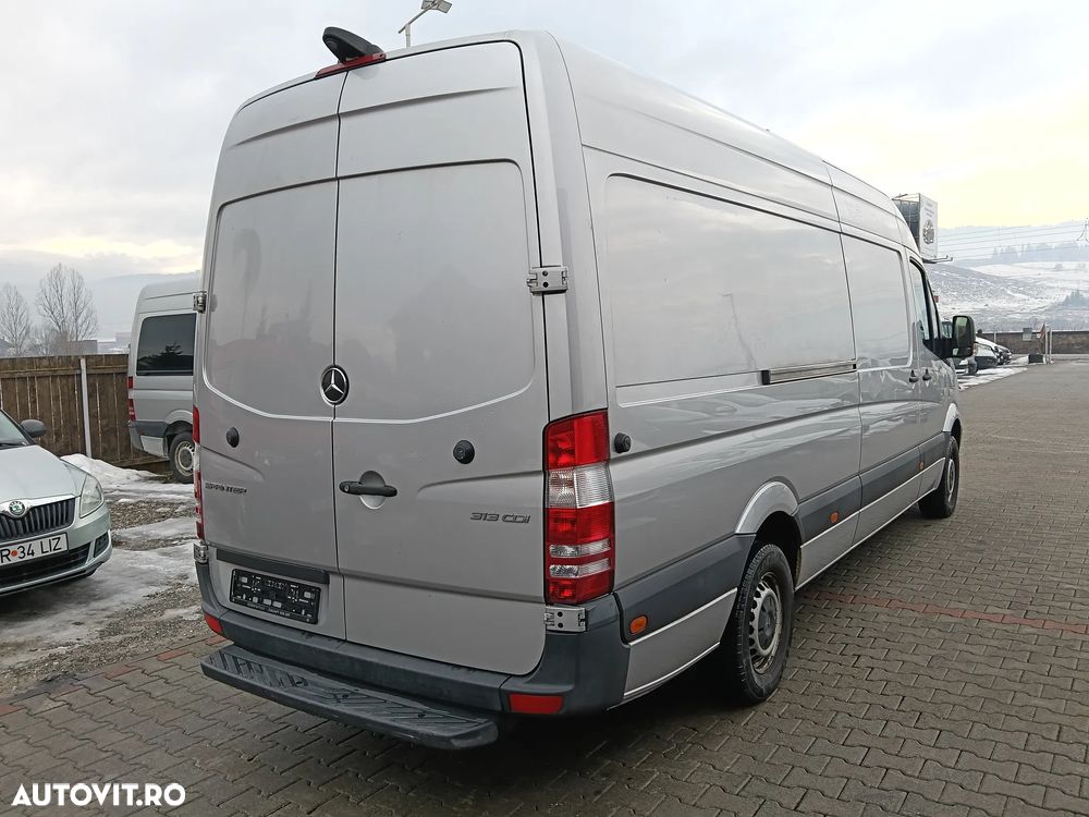 Mercedes-Benz sprinter - 4