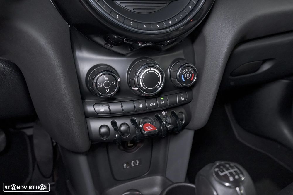 MINI 3 Portas One - 14