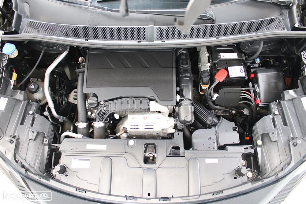 Peugeot 3008 1.2 PureTech GT EAT8 - 27