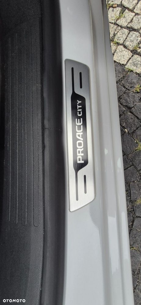 Toyota PROACE CITY - 23