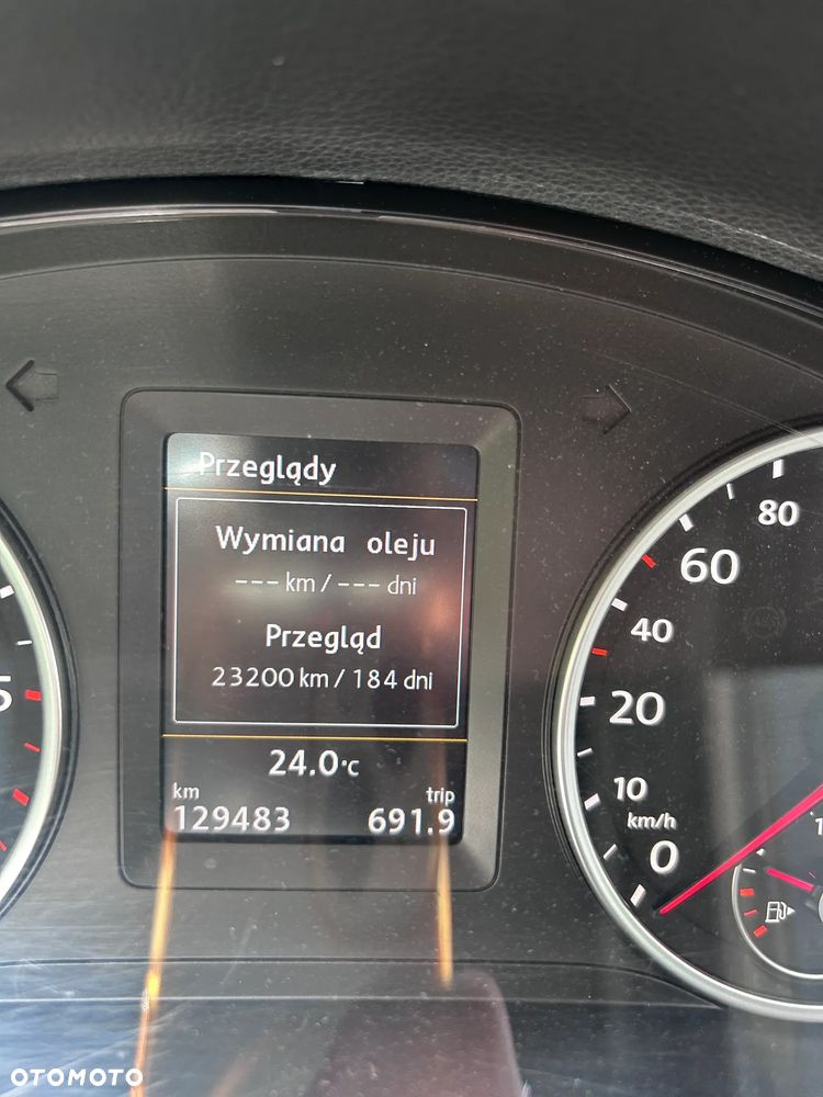Volkswagen Tiguan 2.0 TDI DPF BlueMotion Technology Sport & Style - 9
