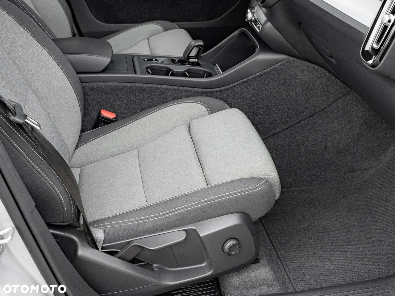 Volvo XC 40 T2 Core - 31