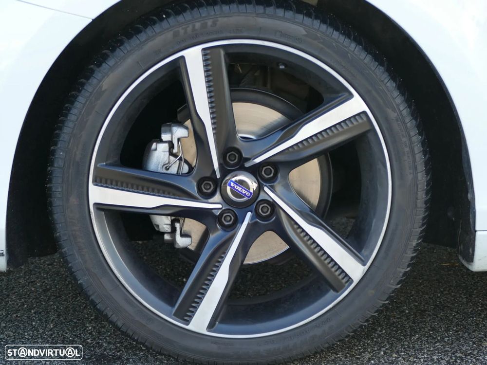 Volvo V40 2.0 D2 R-Design - 5