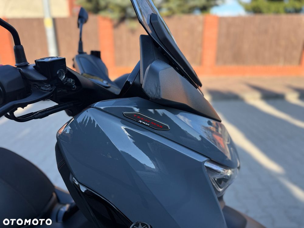 Yamaha X-max - 3